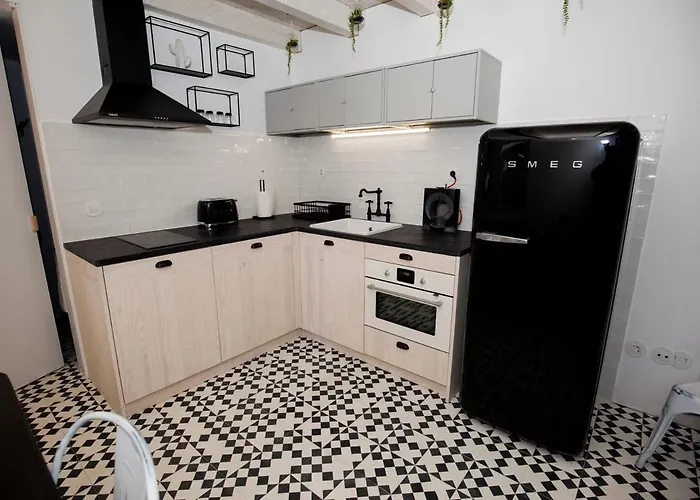 Daire Get A Cactus And Books Porto