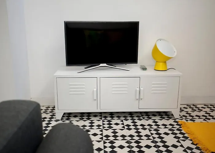 Get A Cactus And Books Porto